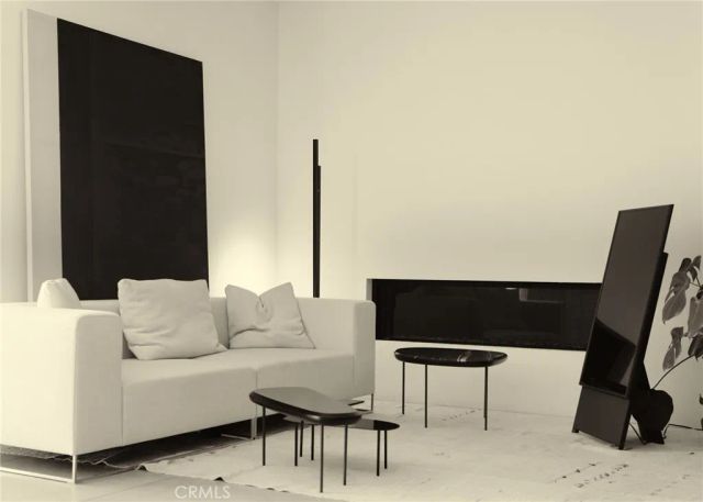 838 N Kings Road 202, West Hollywood, CA 90069