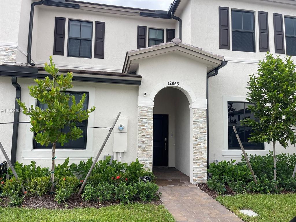 12868 SW 232nd Ln 12868, Homestead, FL 33032