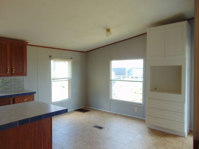 42 Oaks Rd, Ethridge, TN 38456