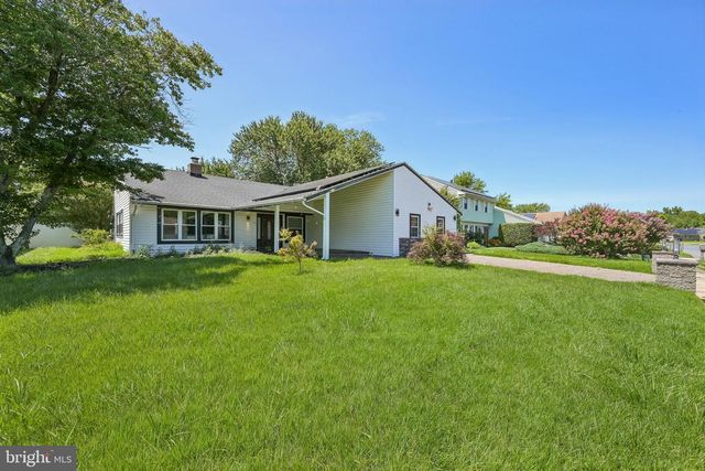 132 ARBOR MEADOW DR, Sicklerville, NJ 08081