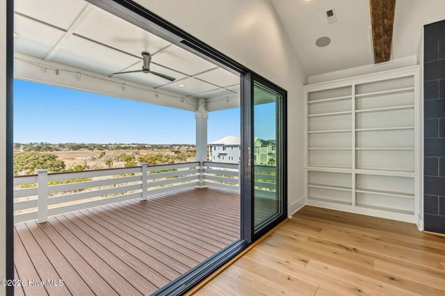 357 E Second Street, Ocean Isle Beach, NC 28469