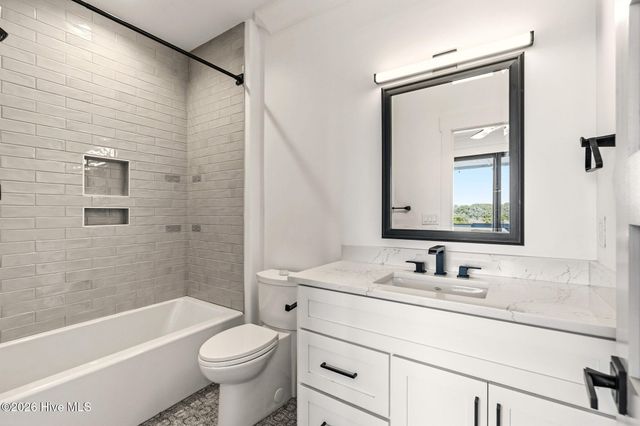 357 E Second Street, Ocean Isle Beach, NC 28469