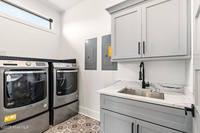 357 E Second Street, Ocean Isle Beach, NC 28469