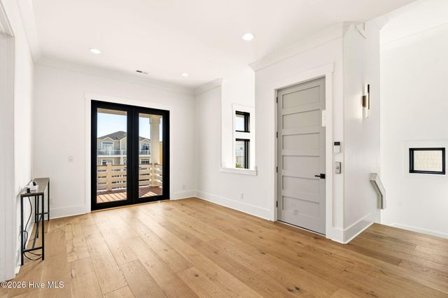 357 E Second Street, Ocean Isle Beach, NC 28469