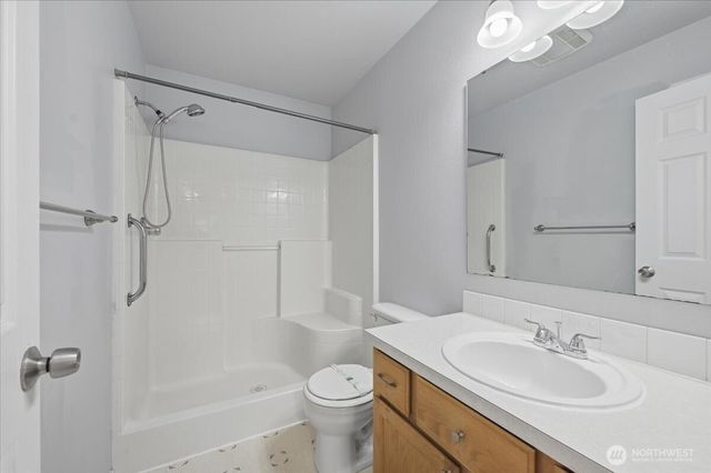 1425 186th Street Ct E, Spanaway, WA 98387