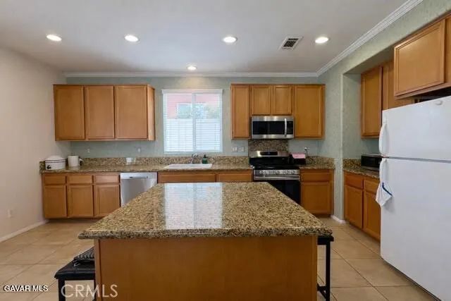 16149 Crespin Court, Victorville, CA 92394