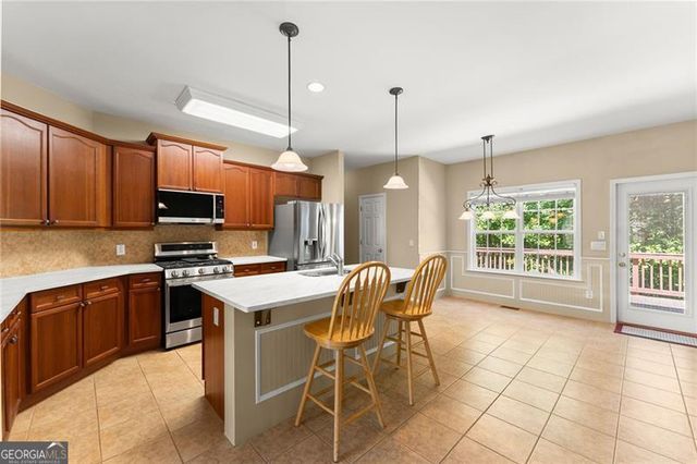 1000 Island Bluf Lane, Buford, GA 30518