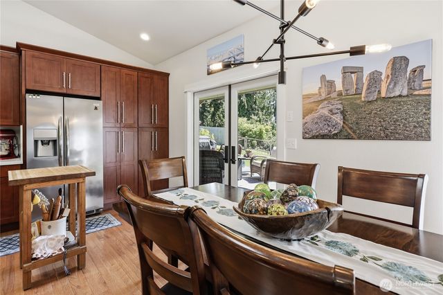 38603 Benchmark Avenue NE, Hansville, WA 98340