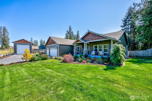 38603 Benchmark Avenue NE, Hansville, WA 98340