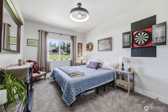 38603 Benchmark Avenue NE, Hansville, WA 98340
