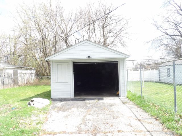 12144 Auburn Street, Detroit, MI 48228