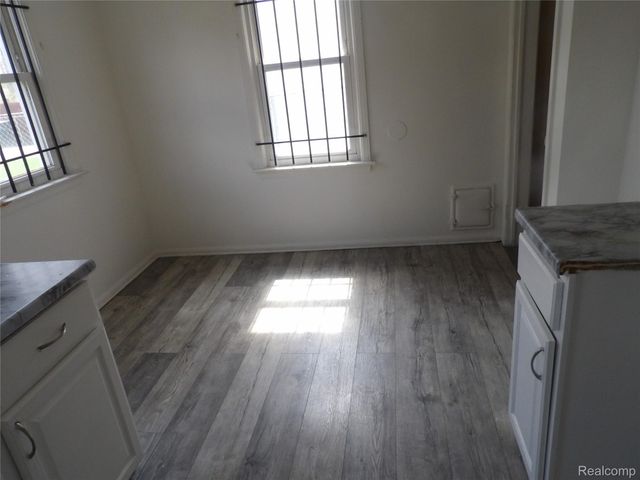 12144 Auburn Street, Detroit, MI 48228