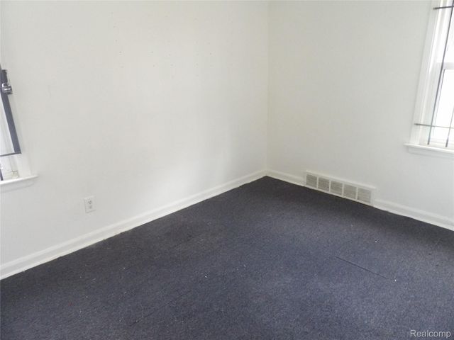 12144 Auburn Street, Detroit, MI 48228