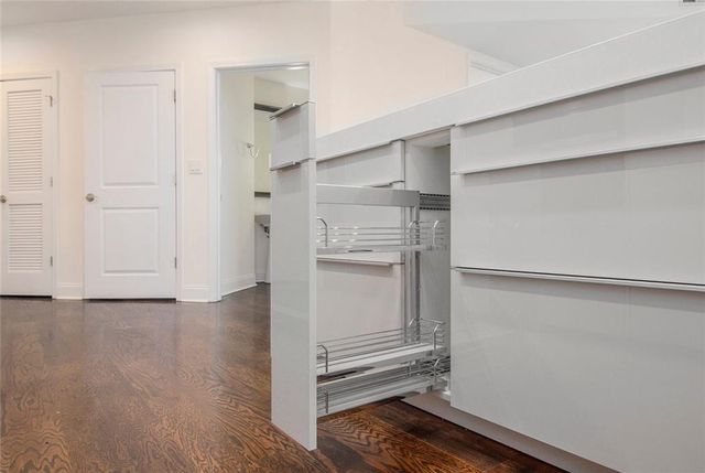 270 17th NW Street 2501, Atlanta, GA 30363