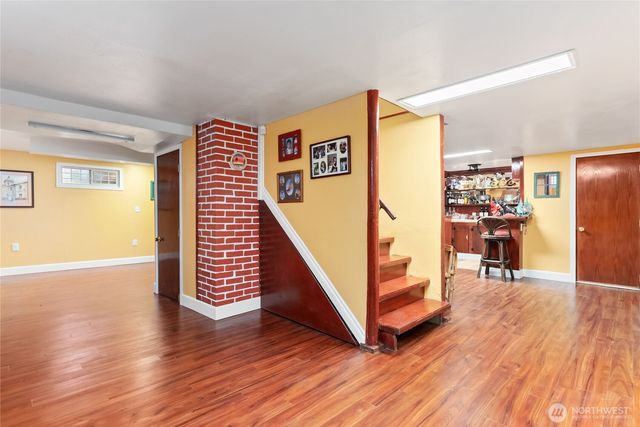 21304 SE 448th Street, Enumclaw, WA 98022