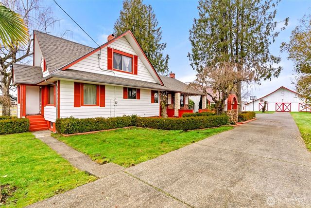 21304 SE 448th Street, Enumclaw, WA 98022