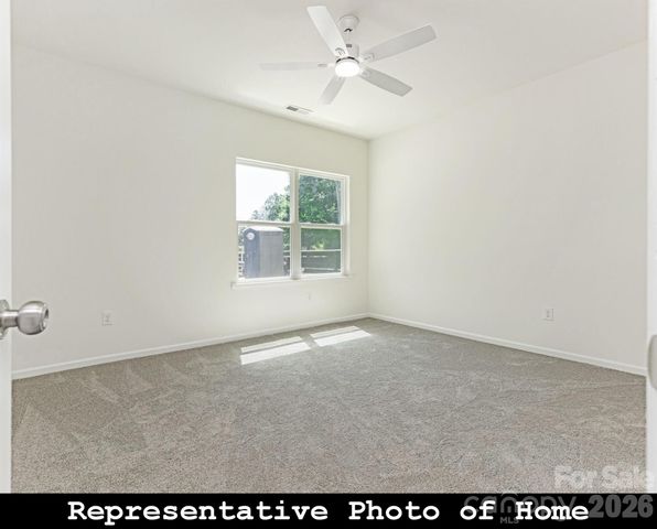 962 S Hoskins Road, Charlotte, NC 28208