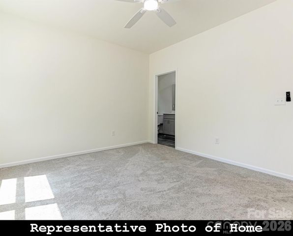 962 S Hoskins Road, Charlotte, NC 28208