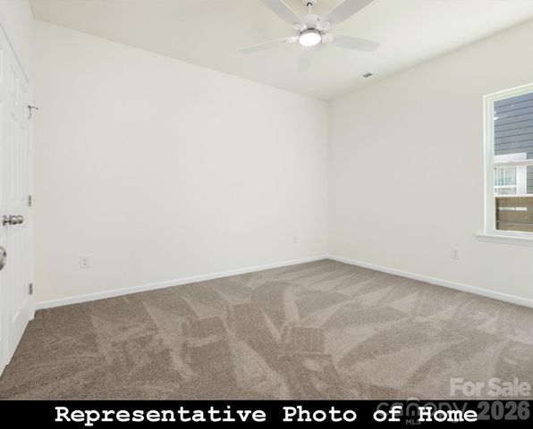 962 S Hoskins Road, Charlotte, NC 28208