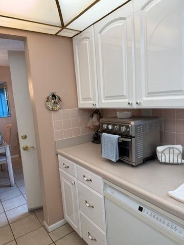 725 Lori Drive 313, Palm Springs, FL 33461