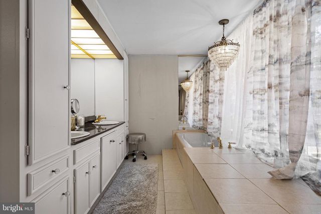 2606 SPRINGFIELD RD, Broomall, PA 19008