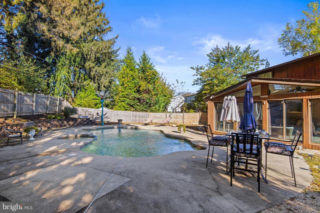 2606 SPRINGFIELD RD, Broomall, PA 19008