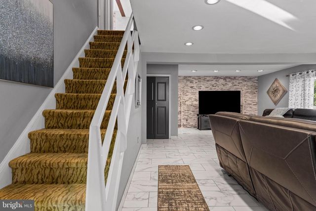 2606 SPRINGFIELD RD, Broomall, PA 19008