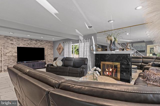 2606 SPRINGFIELD RD, Broomall, PA 19008