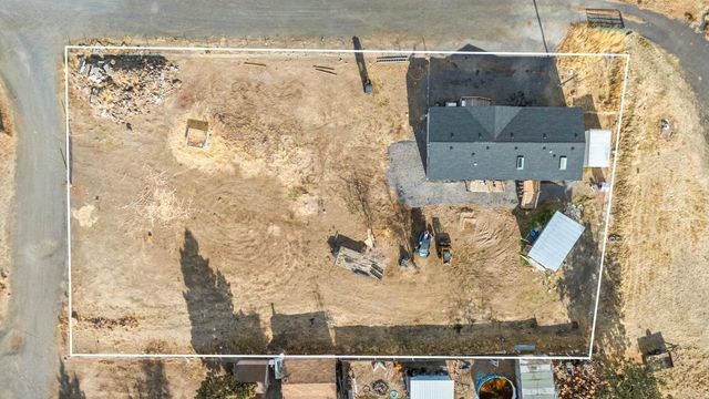 101 NE Daisy Street, Madras, OR 97741