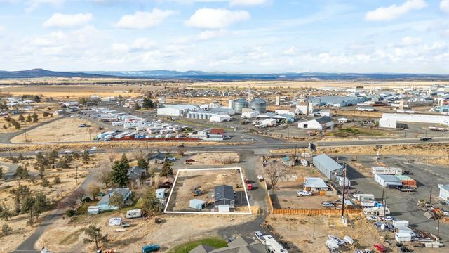 101 NE Daisy Street, Madras, OR 97741