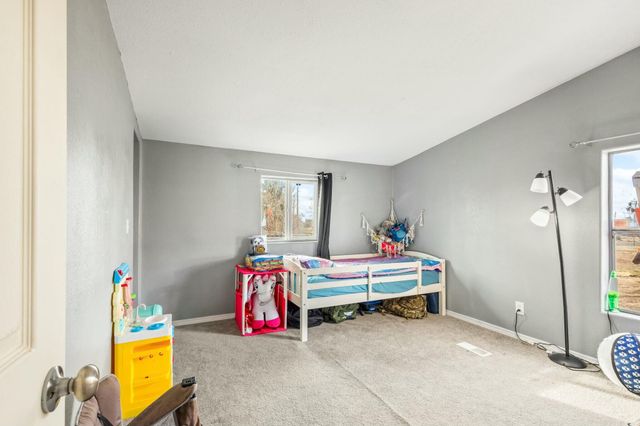 101 NE Daisy Street, Madras, OR 97741