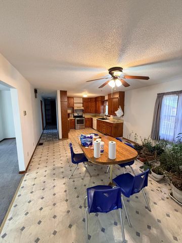 180 6th Street, Walnut Grove, MN 56180