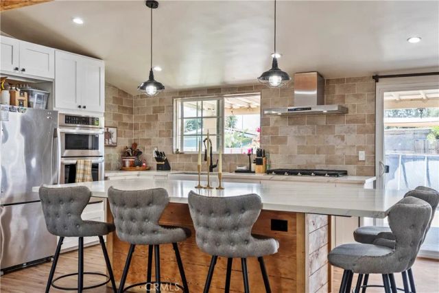 11887 Sproule, Los Angeles, CA 91331