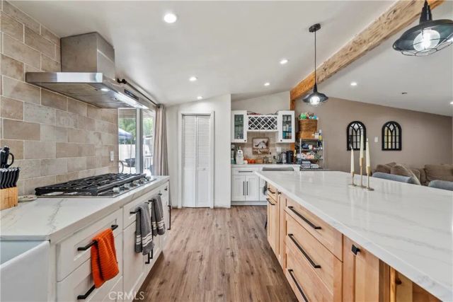 11887 Sproule, Los Angeles, CA 91331