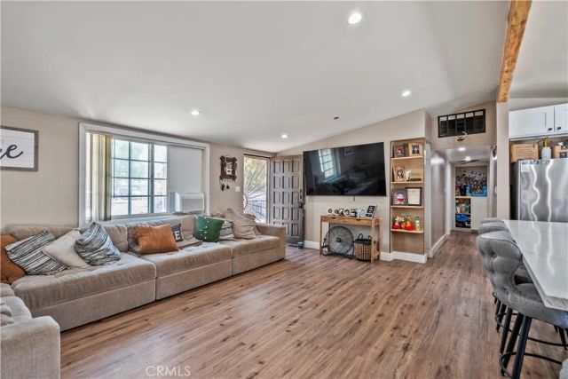 11887 Sproule, Los Angeles, CA 91331