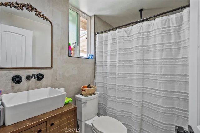 11887 Sproule, Los Angeles, CA 91331