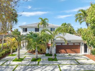 15965 SW 98th St, Miami, FL 33196