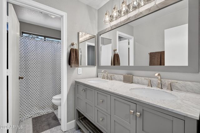1435 N Roanoke Street, Gilbert, AZ 85234