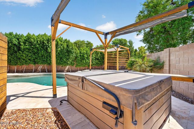 1435 N Roanoke Street, Gilbert, AZ 85234