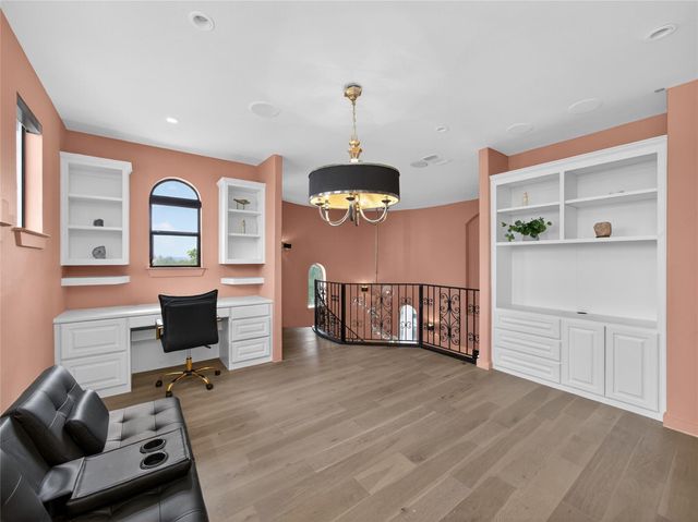 2900 Pamella CT, Austin, TX 78734