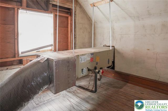 228 West Abbott Street, Lansford Boro, PA 18232