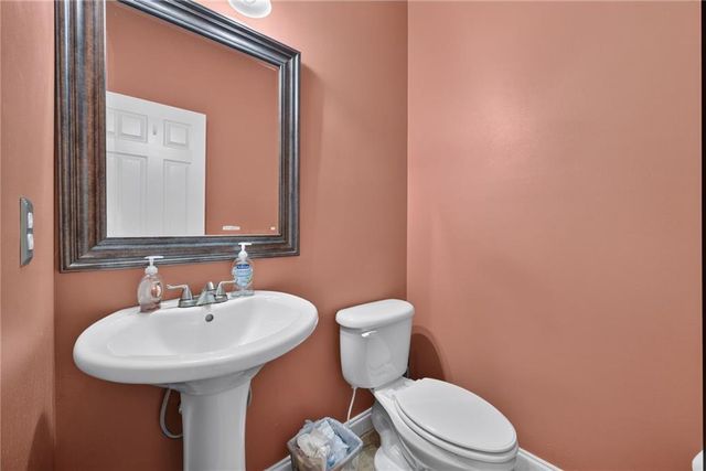 2504 Lois Court, Loganville, GA 30052