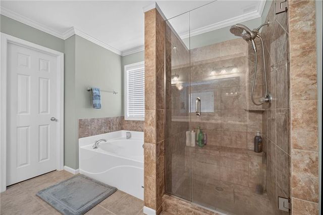 2504 Lois Court, Loganville, GA 30052