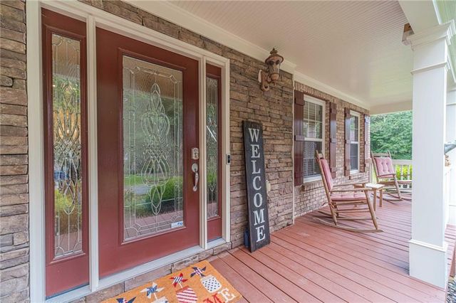 2504 Lois Court, Loganville, GA 30052