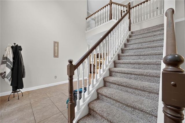 2504 Lois Court, Loganville, GA 30052