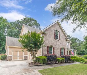 2504 Lois Court, Loganville, GA 30052