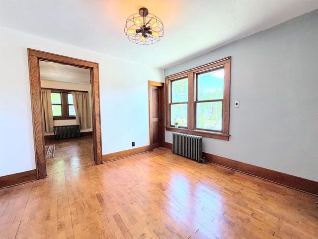 1554 PLUMMER STREET, Oshkosh, WI 54902
