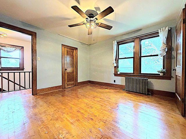 1554 PLUMMER STREET, Oshkosh, WI 54902