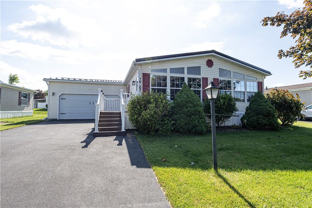 6365 Kims Drive 346, Victor, NY 14564