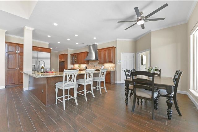 2903 Harvest Hill Drive, Friendswood, TX 77546